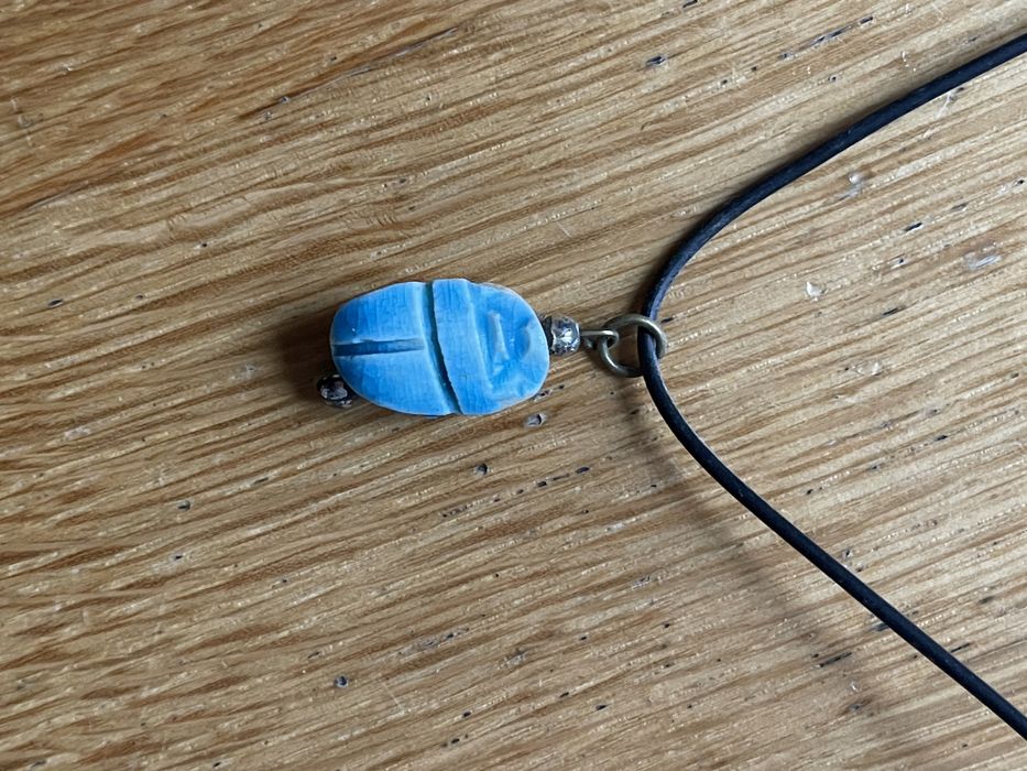 Fios com Amuletos
