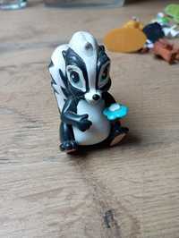 Figurka Bambi flower the skunk