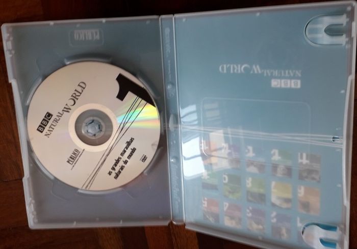 "As Grandes Maravilhas Naturais do Mundo" "Crónica dos Bons Malandros"