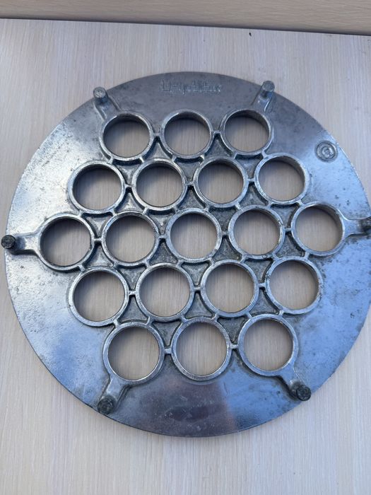 Пельменница на 19шт радянського перiода форма для пельменей