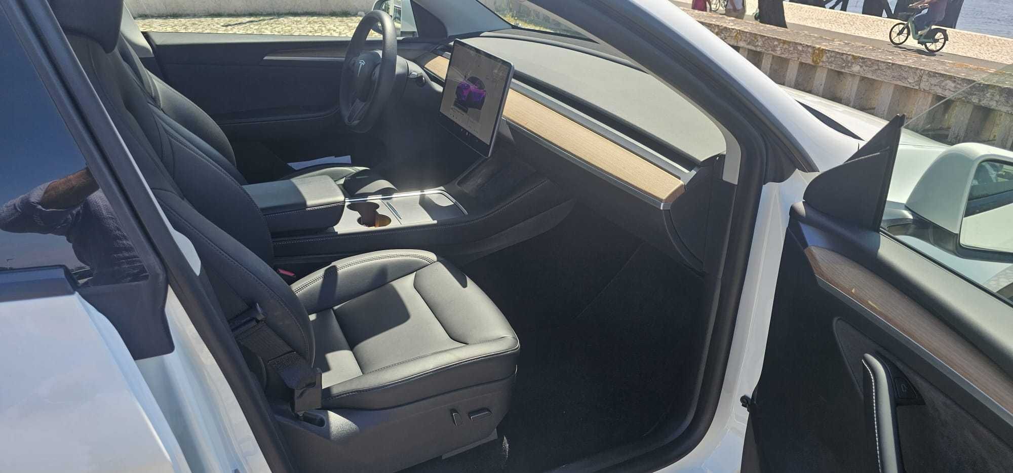 Empresa TVDE - 2019 - 1 Carro Electrico - Varios CAEs