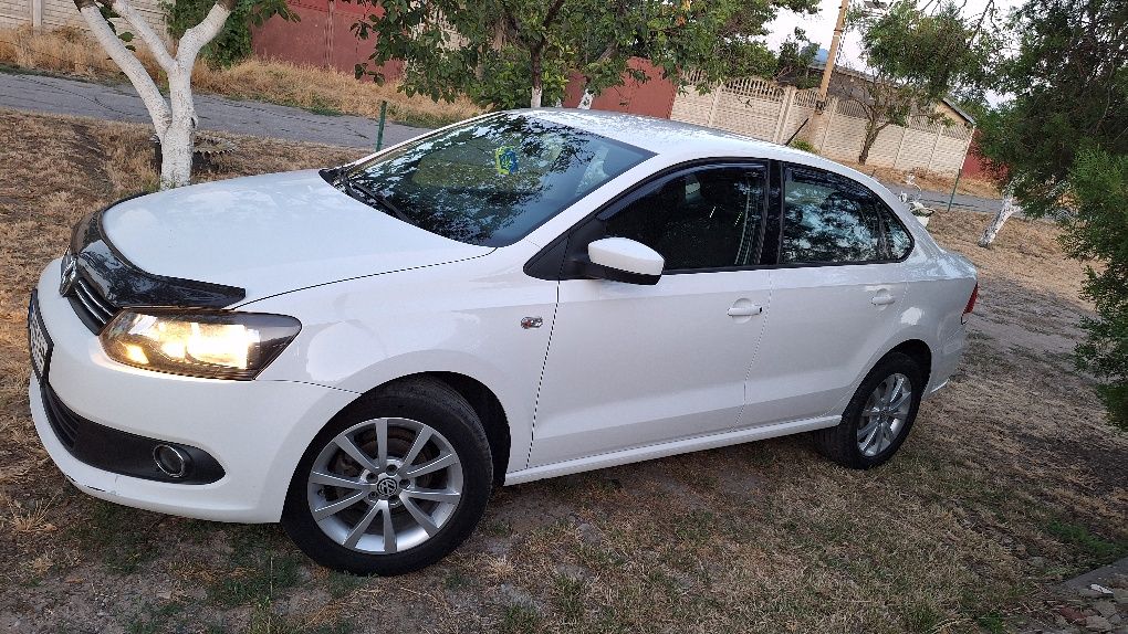 Продам Volkswagen polo 2013р. 1.6 л