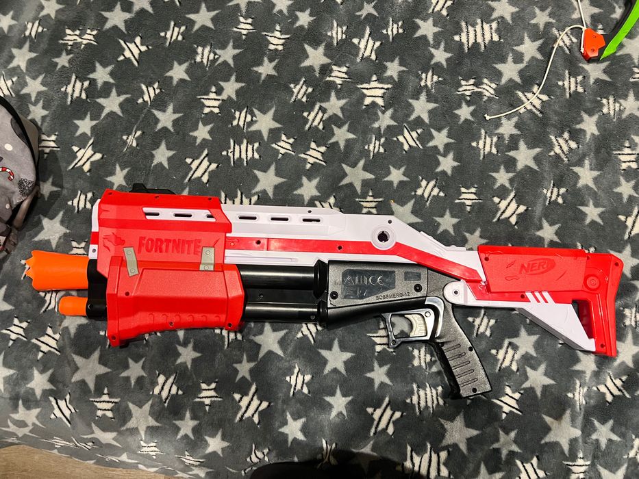 Продам Nerf дробовик форнтнай