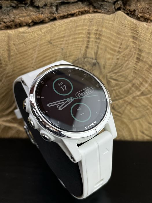 Смарт-годинник Garmin Fenix 5S Plus Sapphire
