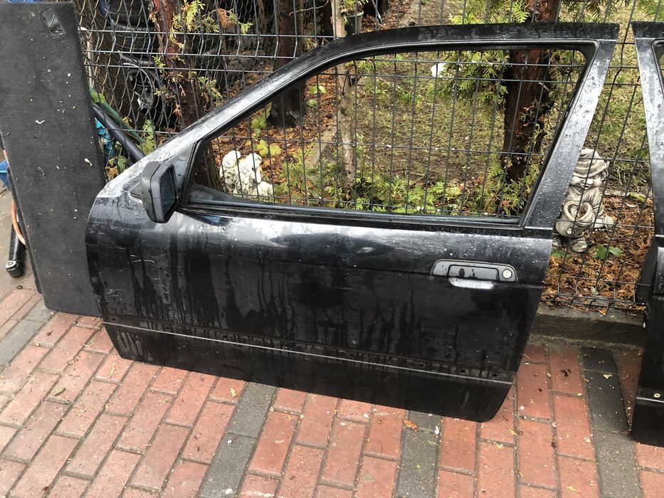 Bmw e36 compact drzwi kompletne el szyby lusterko cosmosschwarz met