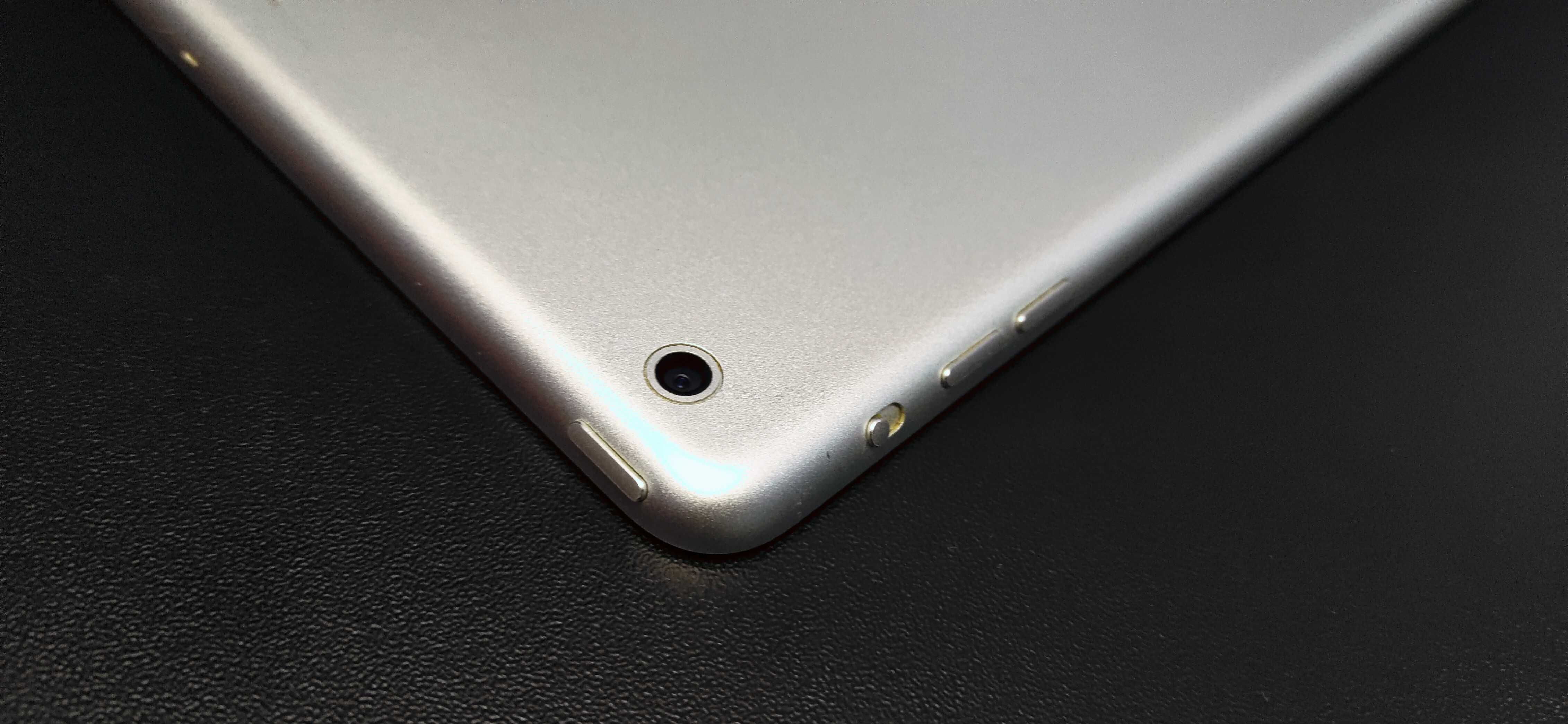 Планшет Apple iPad Air 1 Silver 32gb Wi Fi стан ідеал