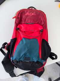 Evoc Stage 12L backpack - Red