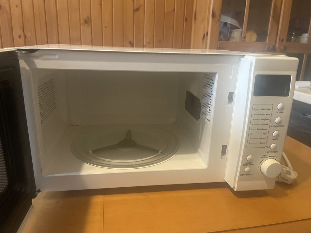 Mikrofala 1200W
