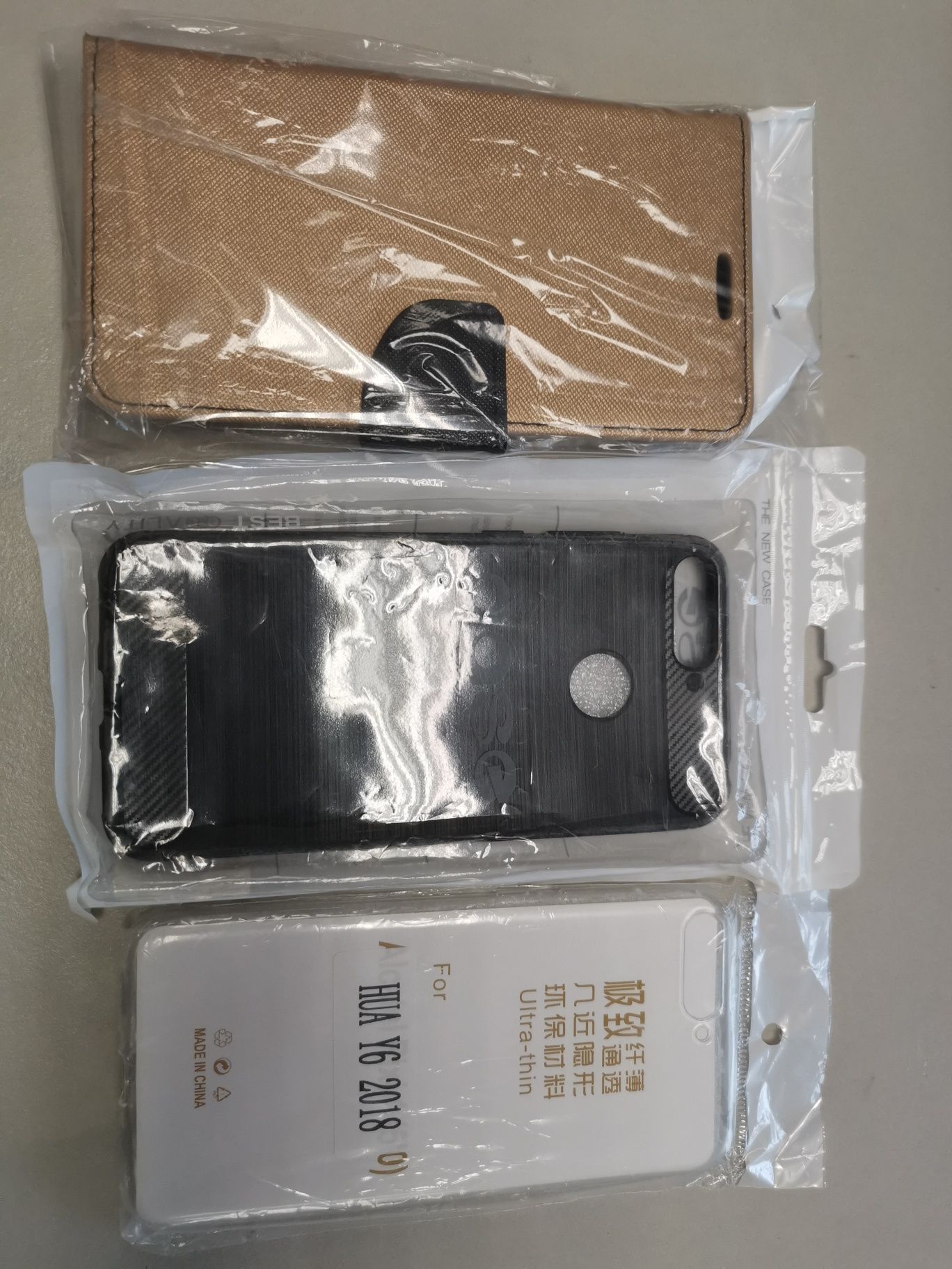 Komplet 3 sztuk etui pokrowiec case plecki do Huawei Y6 2018