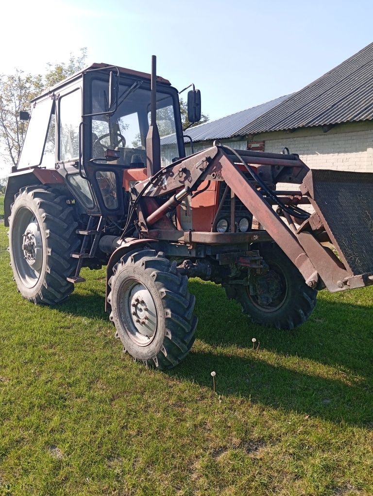 Mtz 82 + ładowacz czołowy