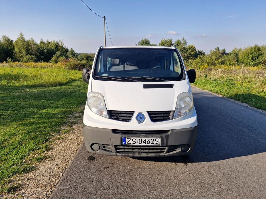 Renault TRAFIC  Krajowy I właściciel 6 osobowy