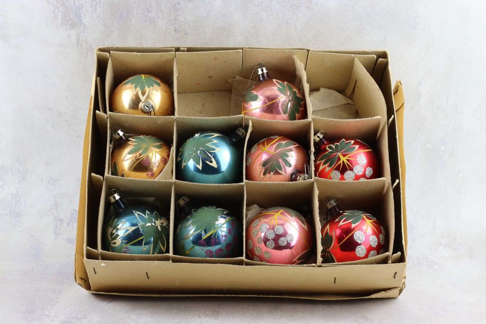 Stare kolorowe bombki prl vintage retro listki