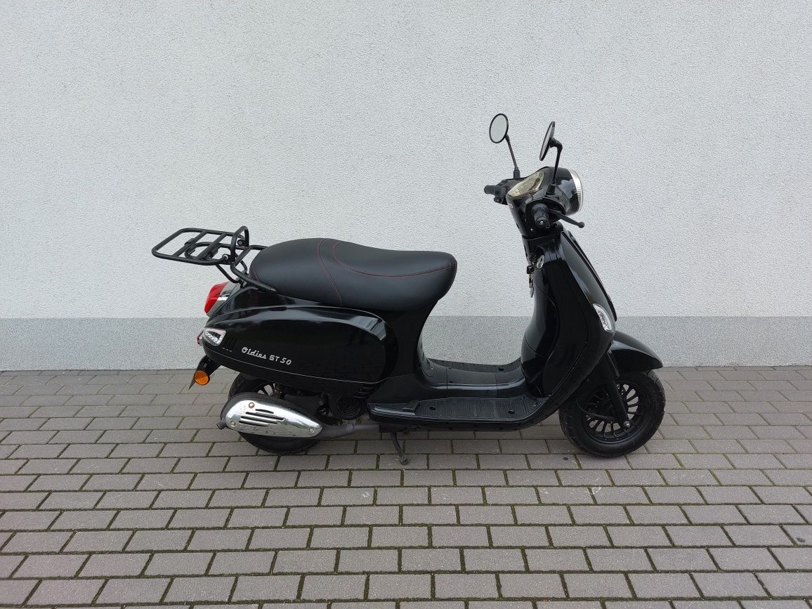 JM Kymco GTS 50  4t    2021 rok    vespa