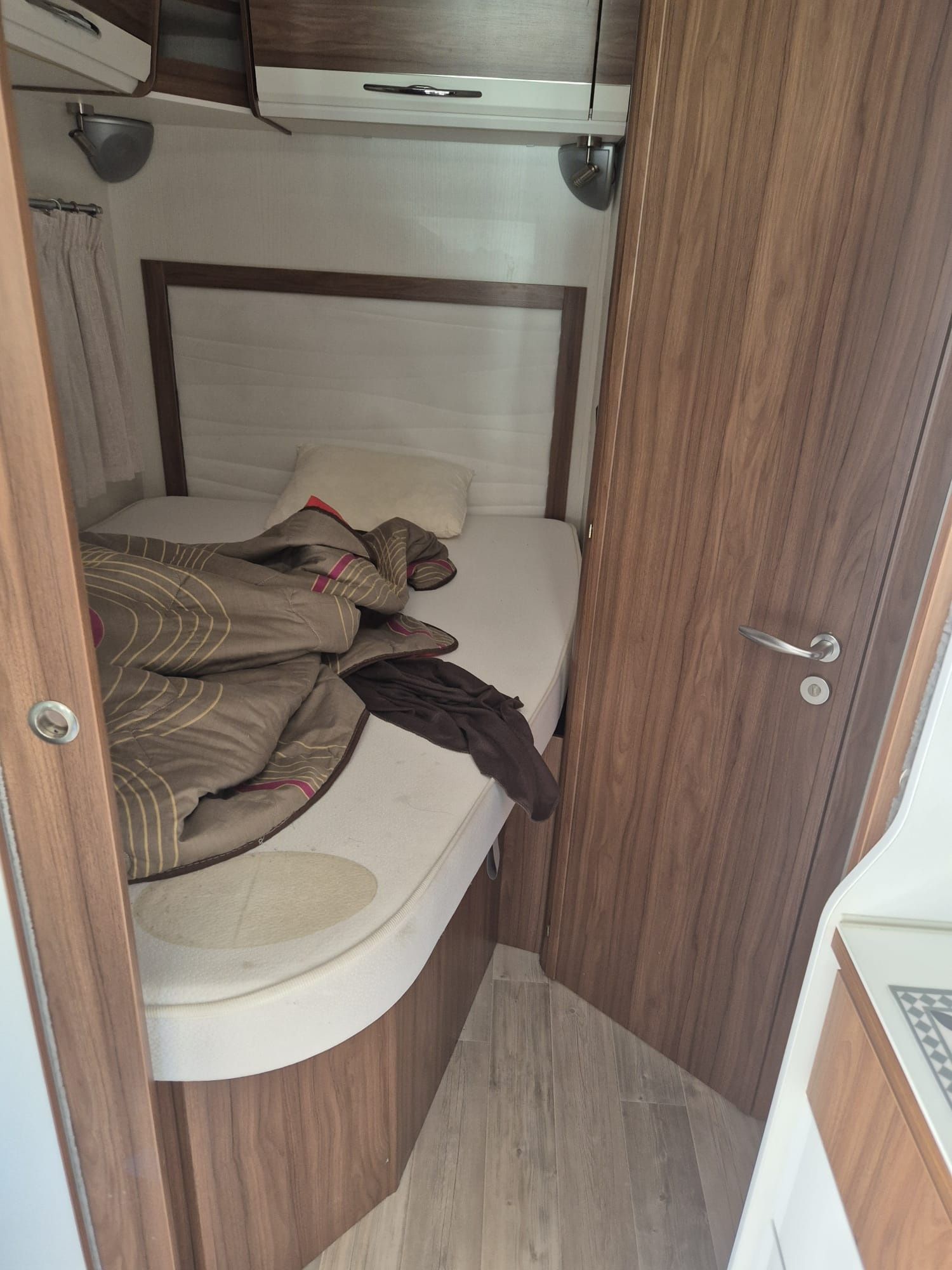 Autocaravana Pilote Essentiel P716 -  Fiat