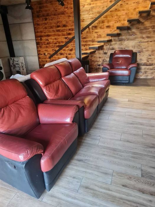 Шкіряний диван + 2 крісла з реклайнерами