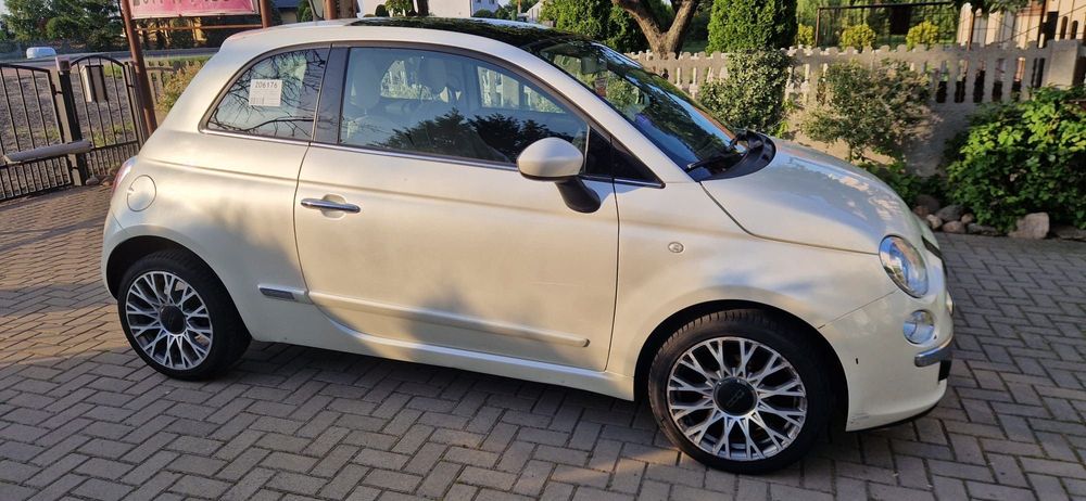 Fiat 500 Kurtyna lewa i fotel uszkodzony! Lekko Uszkodzone tylne koło