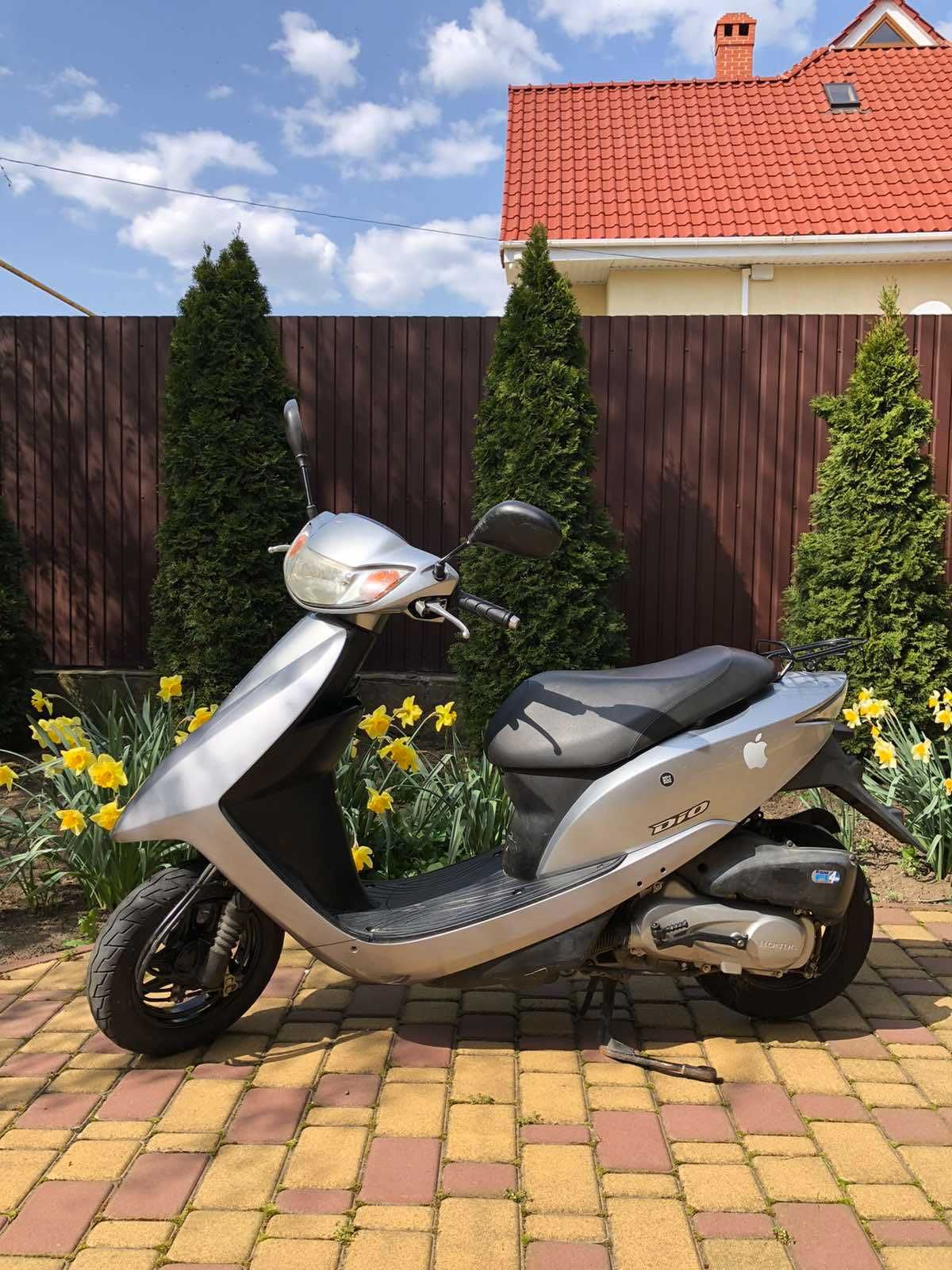 Мопед Honda Dio AF68