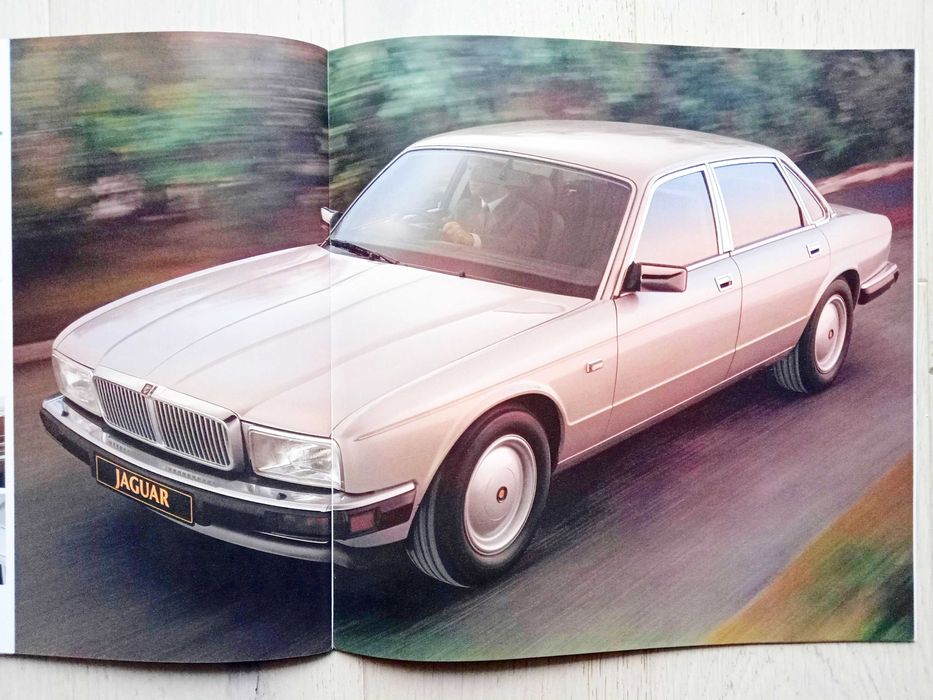 Jaguar 1987 - XJ6 SOVEREIGN DAIMLER silniki 3.6 - prospekt 46 str. BDB