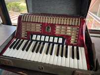 Acordeão Hohner Verdi II N