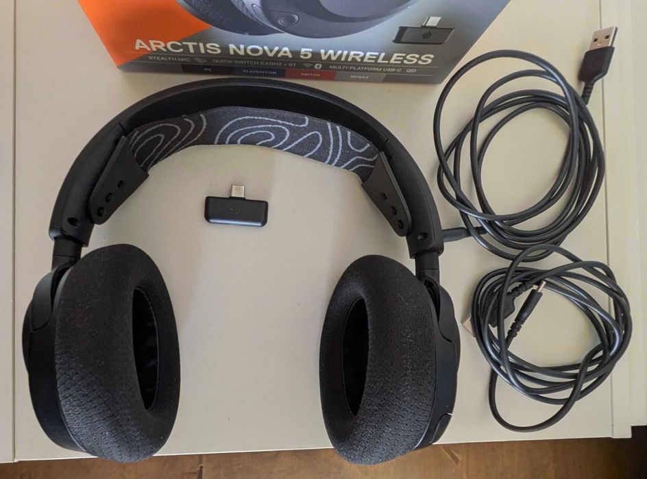 Headset Steelseries Arctis Nova 5 Wireless/Bluetooth Preto