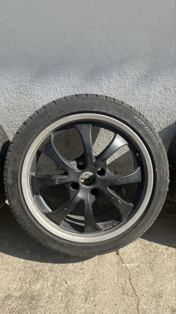Quatro jantes especiais + pneus 205/45 R 17 88 W XL