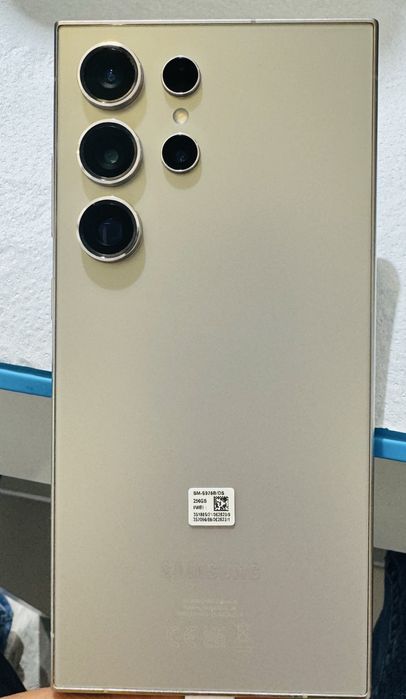 Samasung Galaxt S24 Ultra 256GB cor dourada como novo funciona perfeto