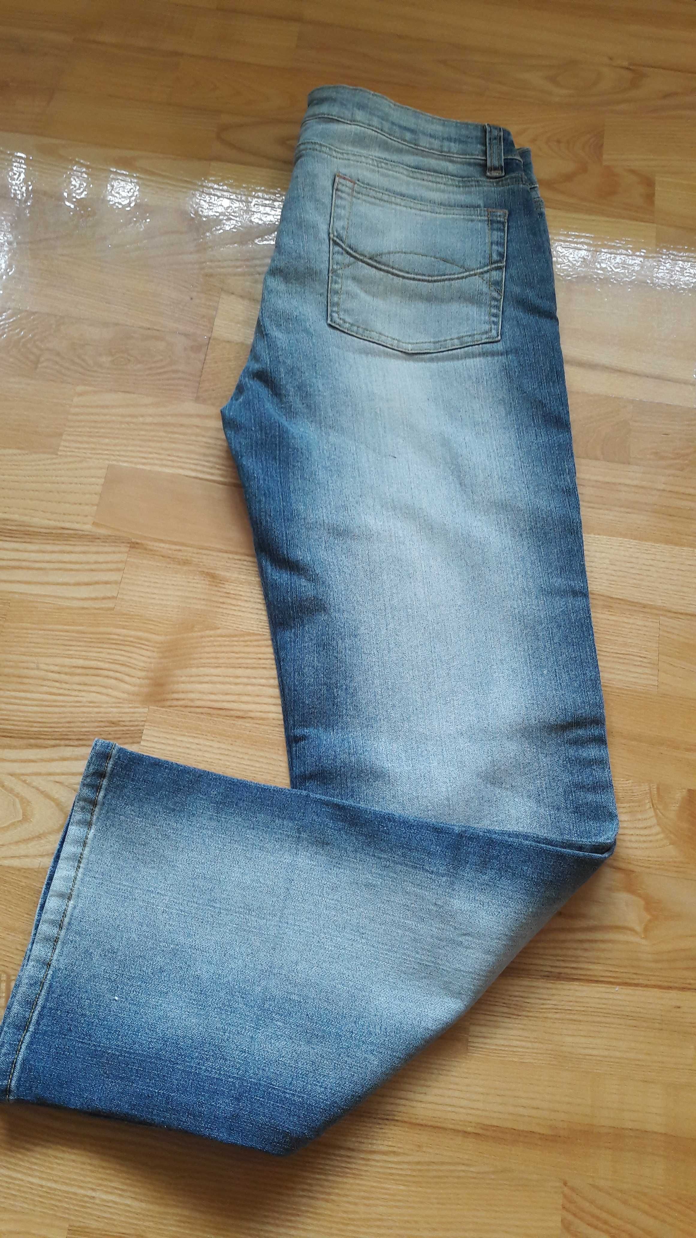 Spodnie niebieskie jeans L dżinsy dekatyzowane
