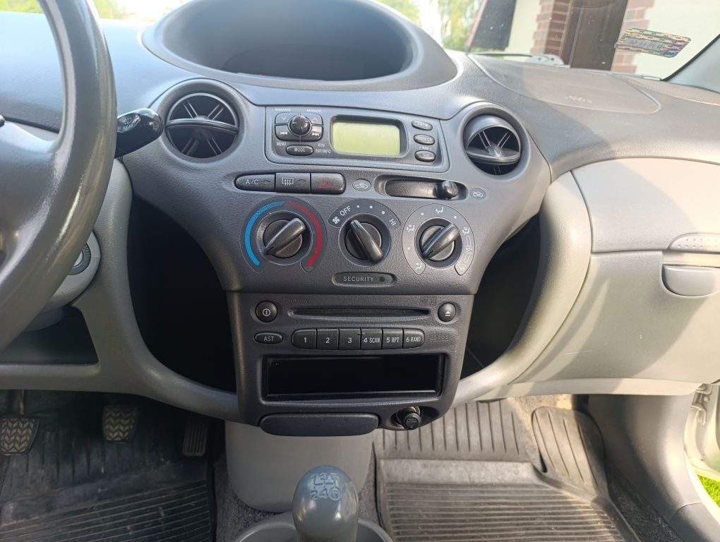 Toyota Yaris 1.3