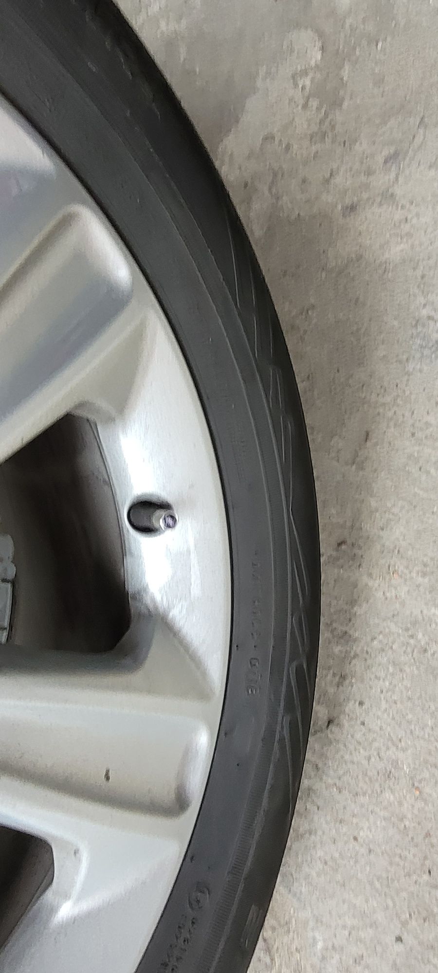 Sprzedam orginalne felgi Ford Kuga jak NOWE