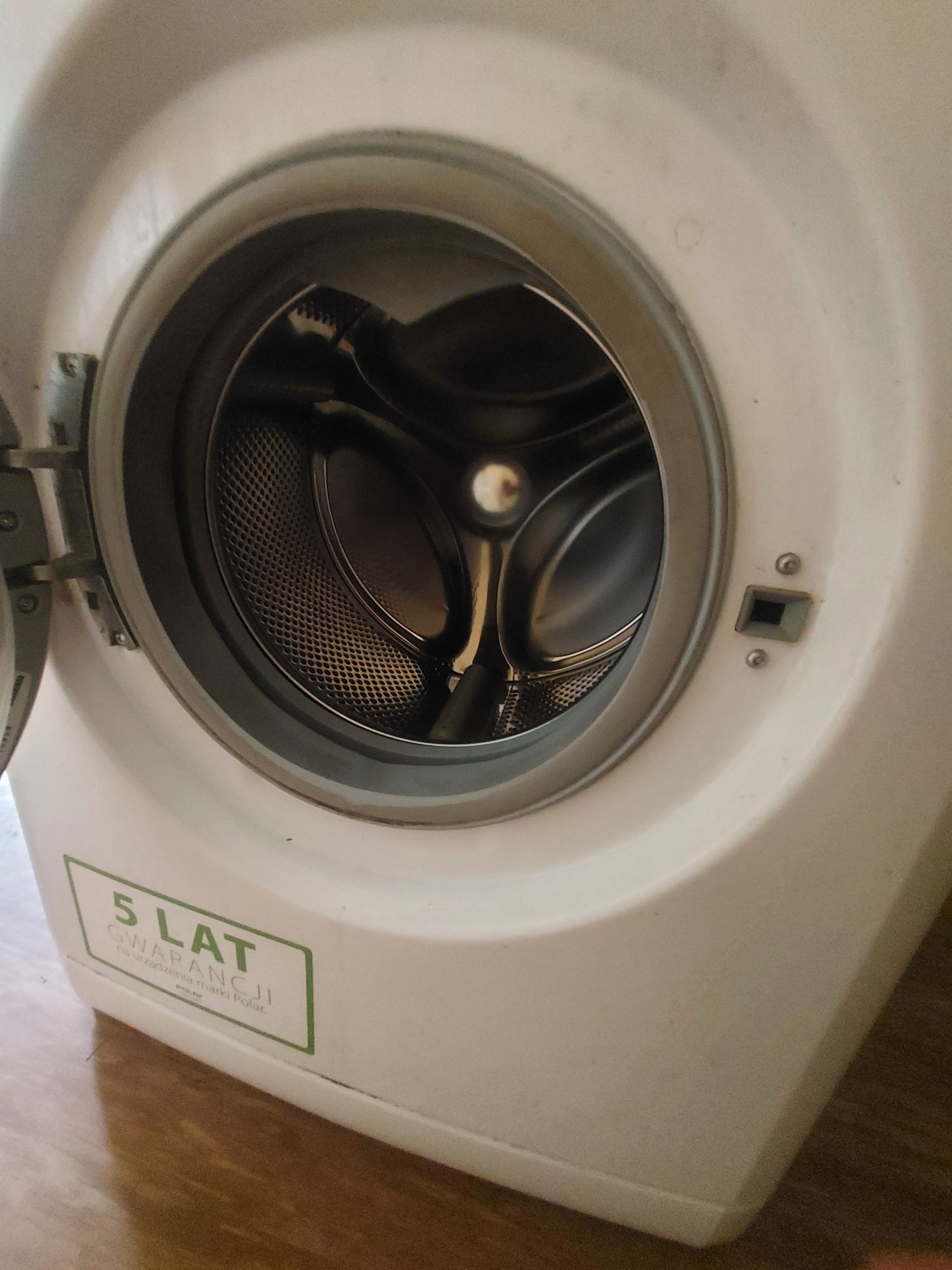 Pralka Polar PFL/C 61002P 6kg
