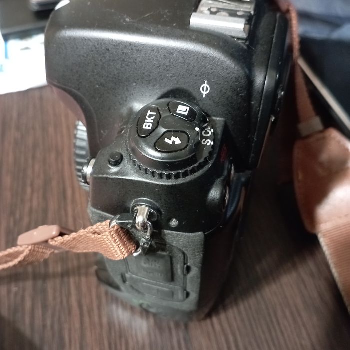 фотокамера Nikon d2x пробег 16000
