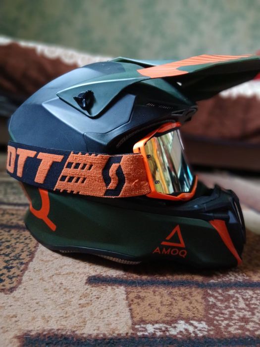 Ендуро шолом. Майже новий