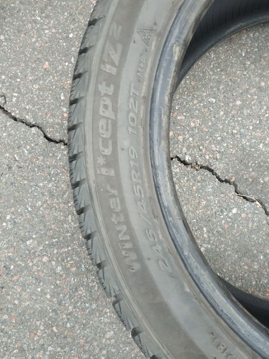 Резина r 19 зима Hankook  245/45r19 102T I Cept iZ 2