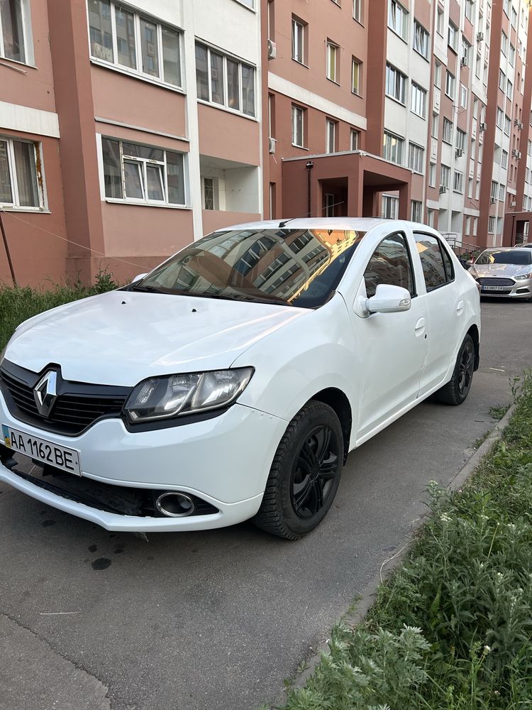 Аренда рено логан