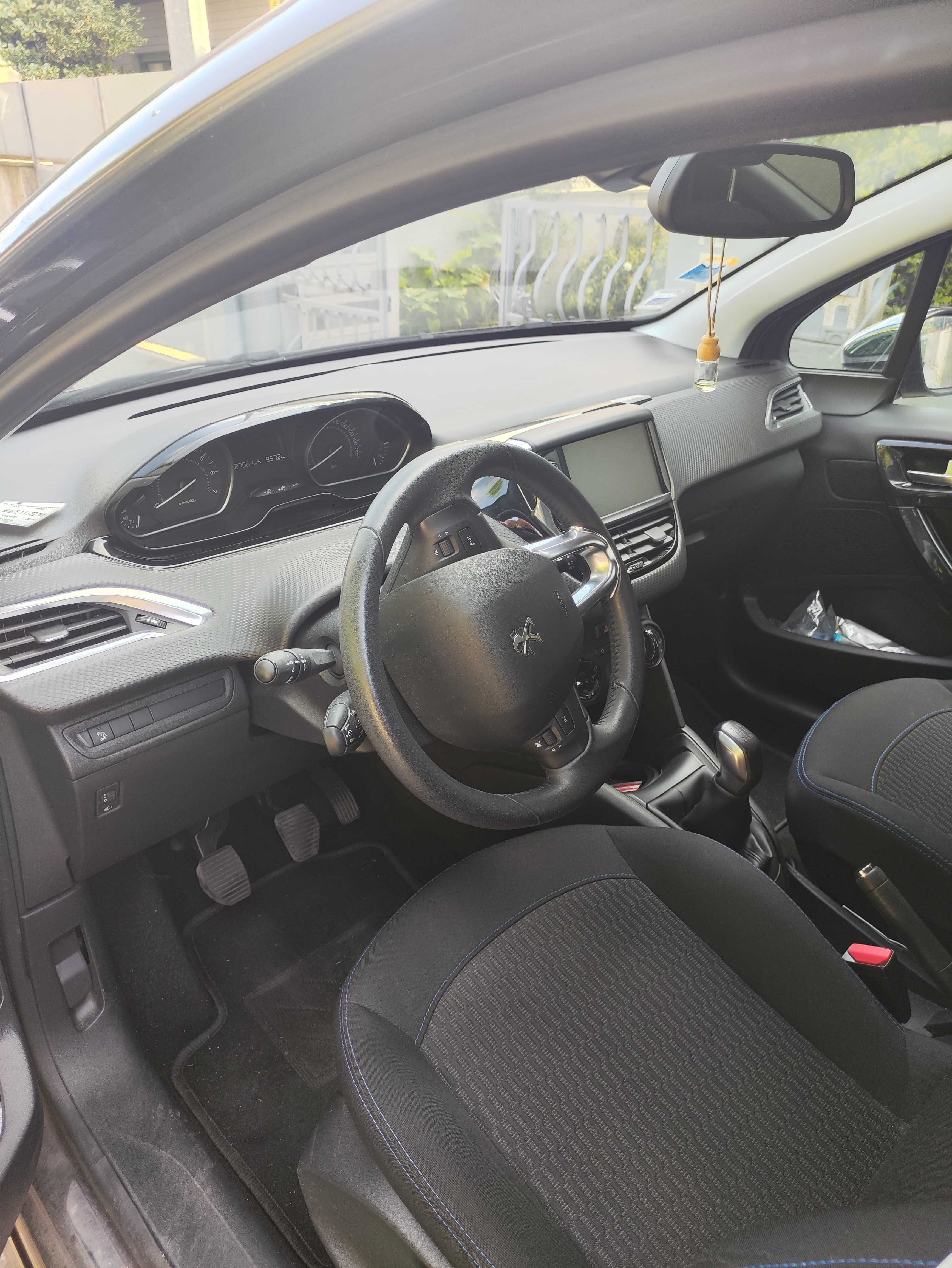 Peugeot 208 1.2 Puretech Style
