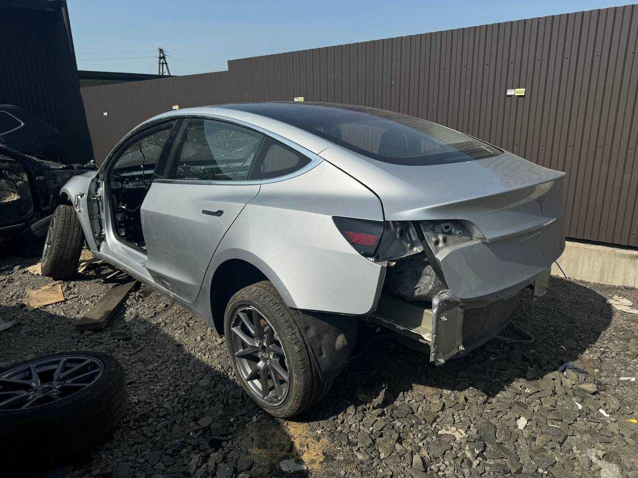 Диск ричаг цапфа Tesla Model 3 Performance