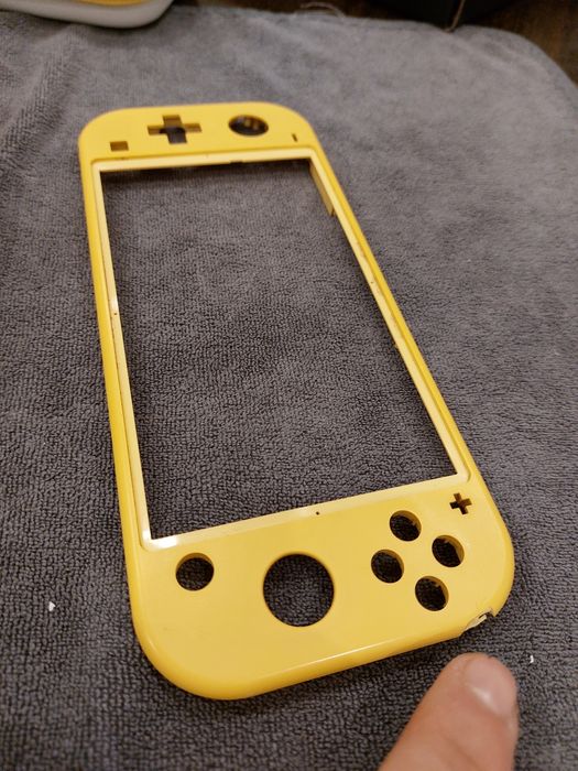 Shell original Nintendo Switch Lite Amarela