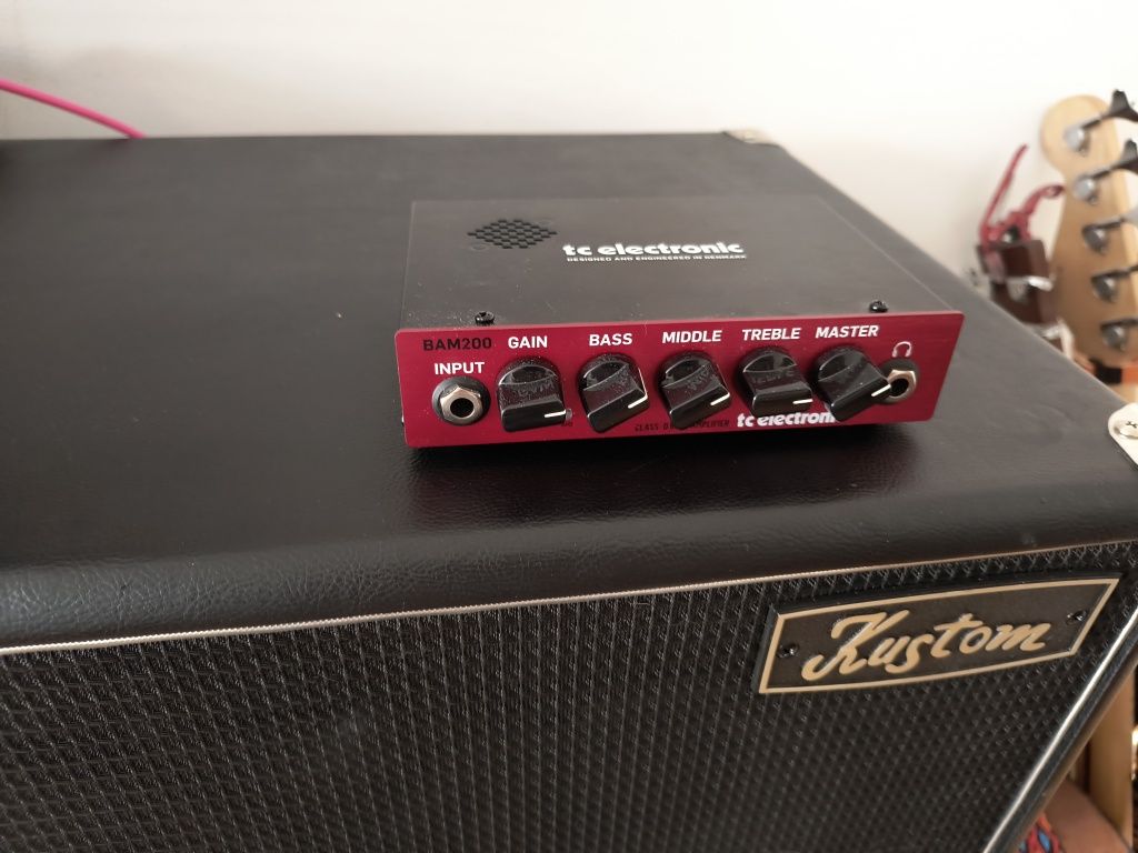 Head basowy TC Electronics 200 WATT + Kolumna basowa Kustom 500 WATT