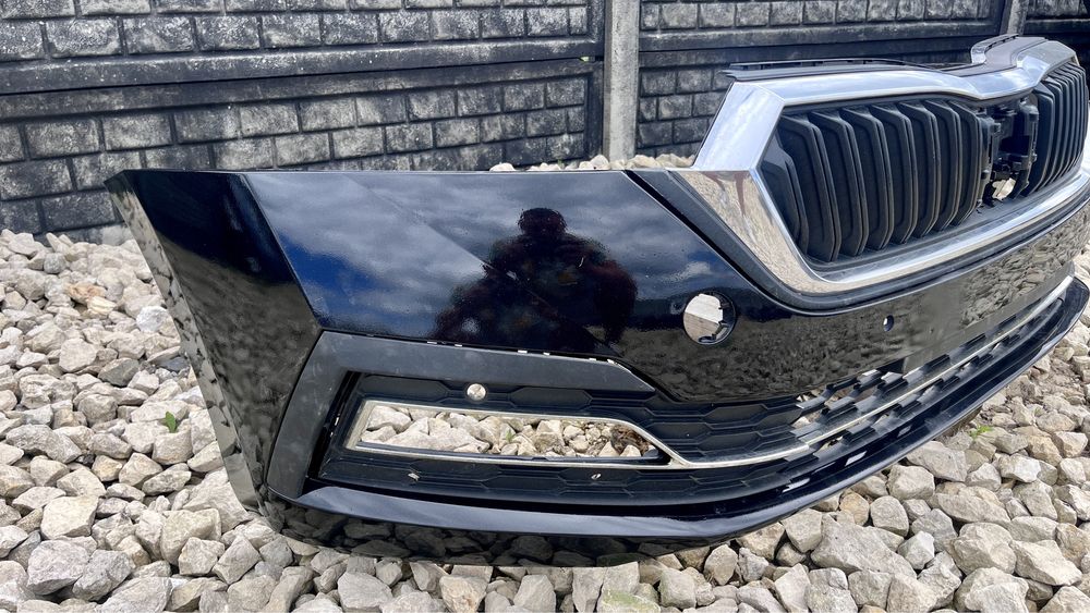 Zderzak przedni 4x PDC LF9R 9910 Skoda Octavia IV 21- 5E3 ORYGINAŁ