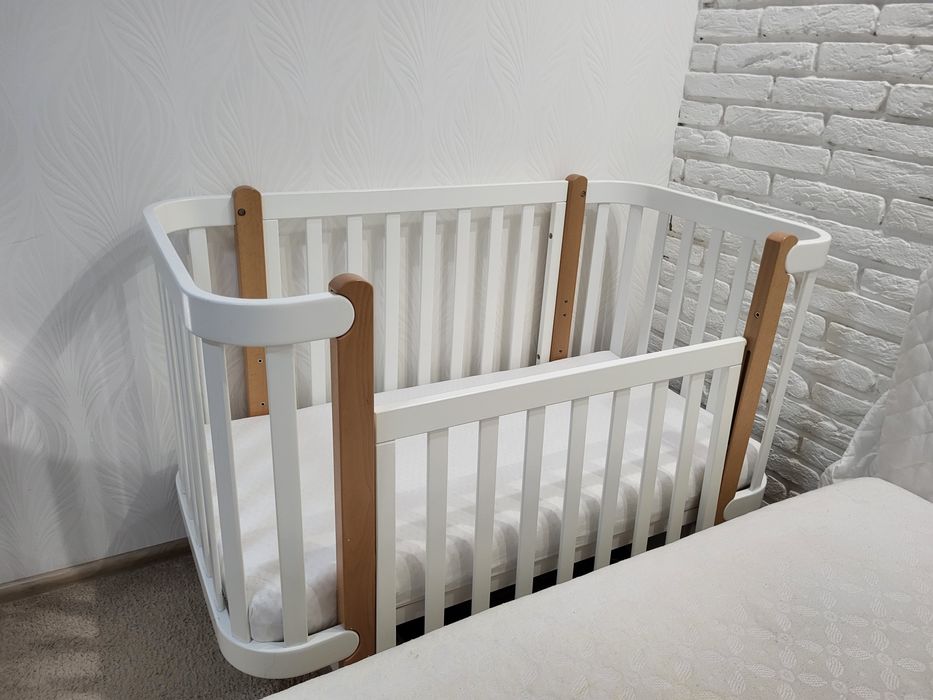 Ліжко для новонароджених Монако Верес  матрац та маятниковий механізм