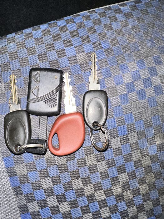 Fiat punto…………….