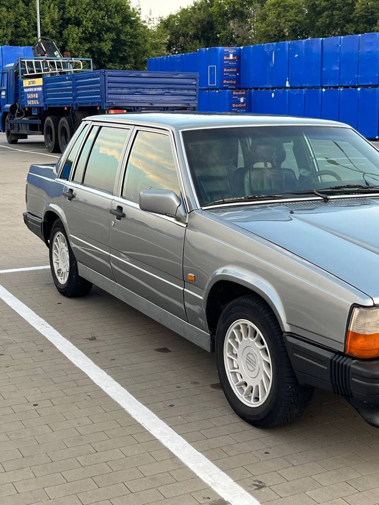 Volvo 740 2.3 газ/бензин