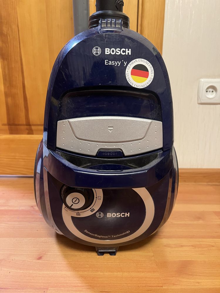 Робочий пилосос bosch