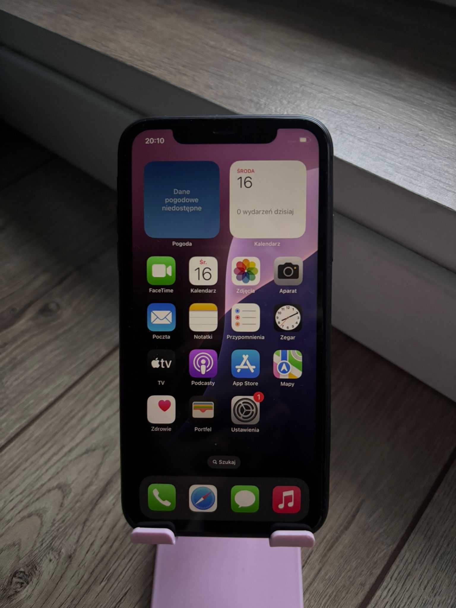 Iphone 11 Czarny plus oryginalny kabel i opakowanie, bateria 81%