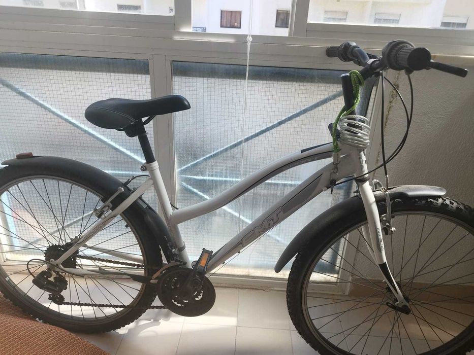 Bicicleta Feminina – Em ótimo estado, à venda por falta de uso