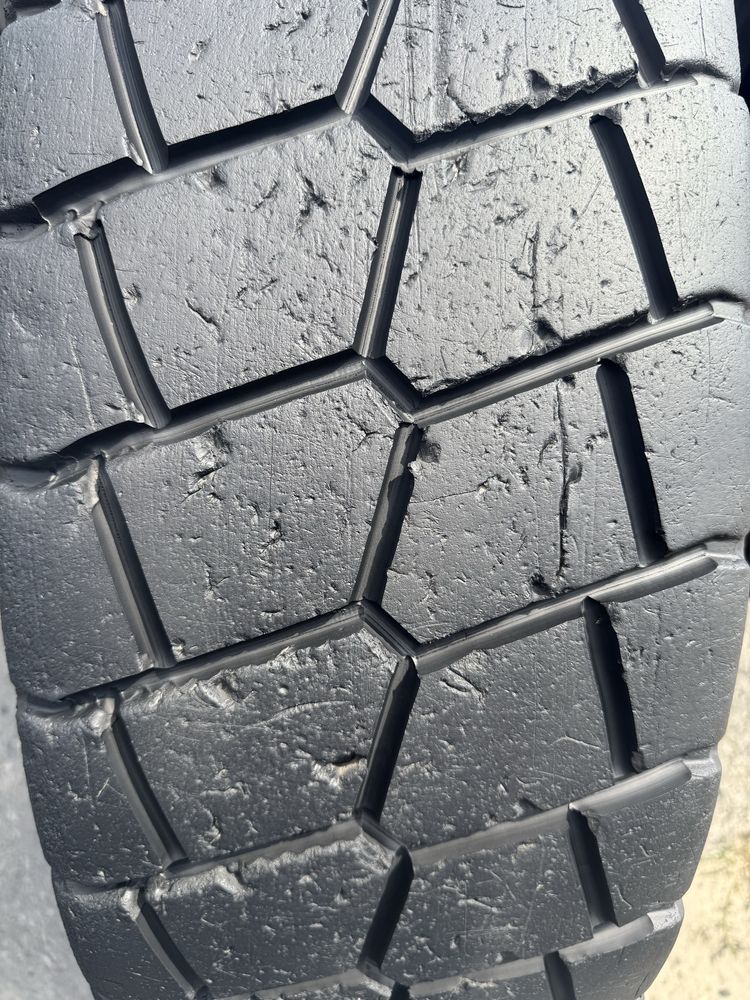 4 x 315/80r22.5 Continental