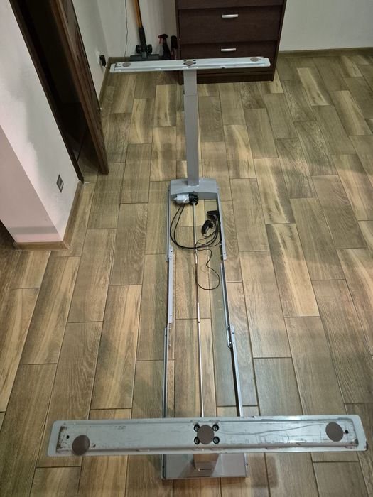 Mechanizm do podnoszonego biura uszkodzona zębatka jednosilnikowy