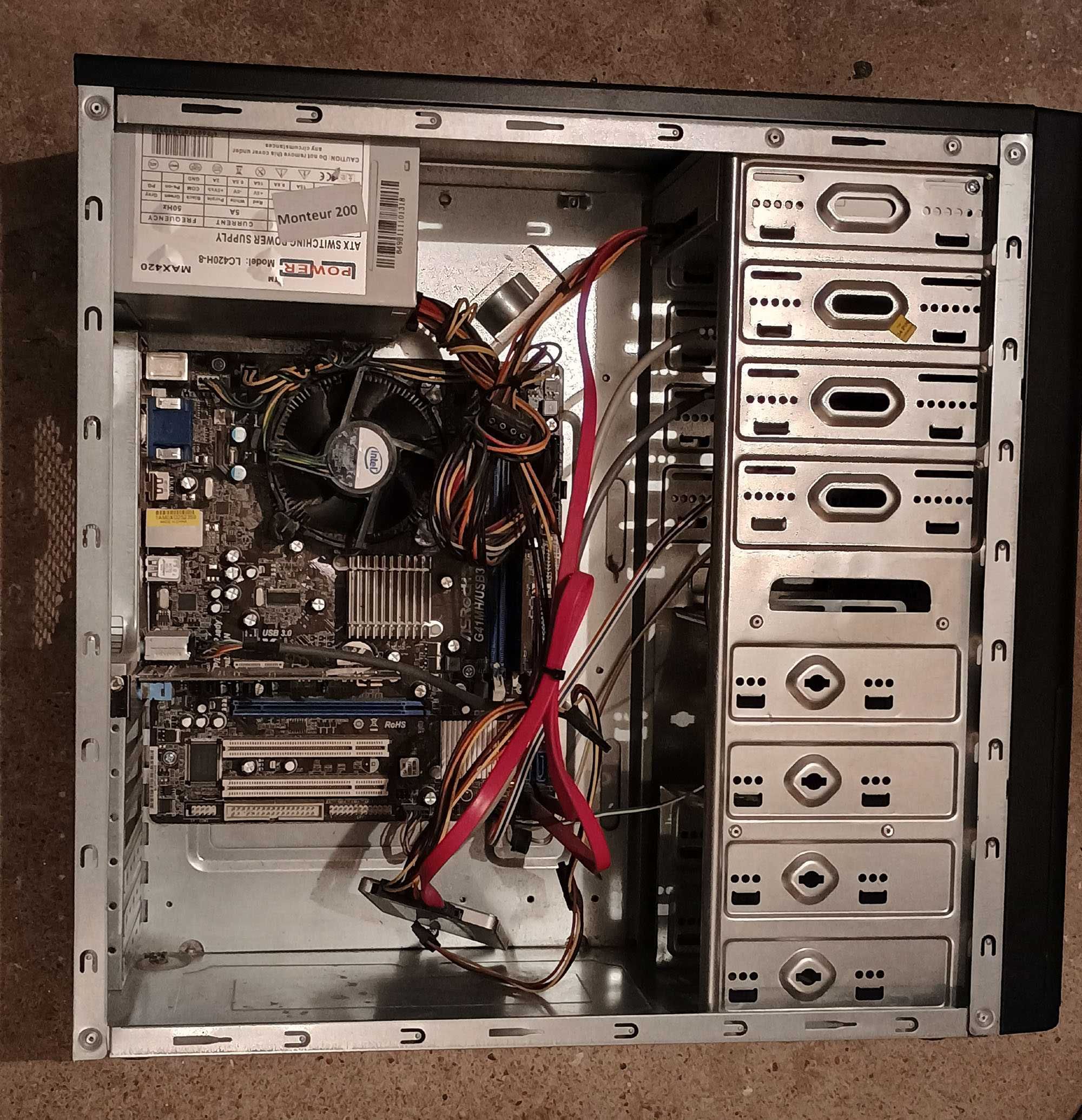 Komputer PC Intel Dual Core 2x3.0Ghz 4gb RAM 500gb SSD WIN10HOME DVD