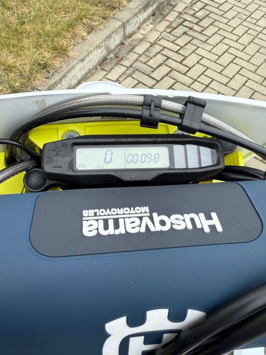 Husqwarna 350 FE 2024 9,8mth