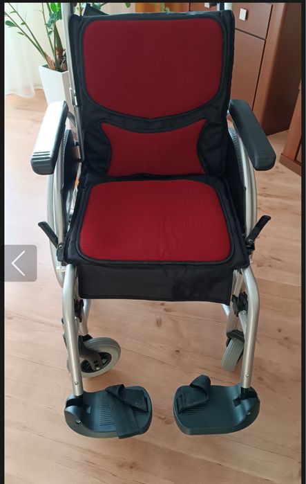 Ultralekki aluminiowy wózek inwalidzki- Ergonomic (AR-300) ARmedical